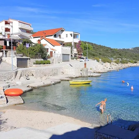 Ostricka Luka 17086d Sevid
